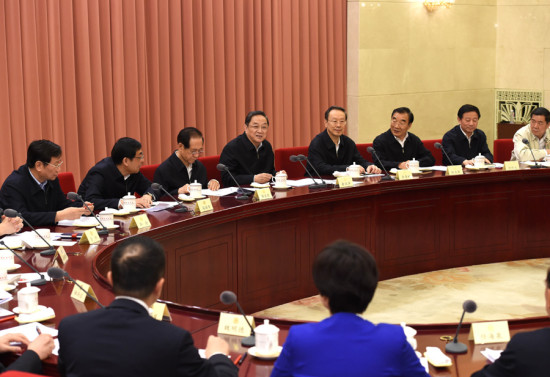 全国政协召开双周协商座谈会　就京津冀大气污染防治提出建议